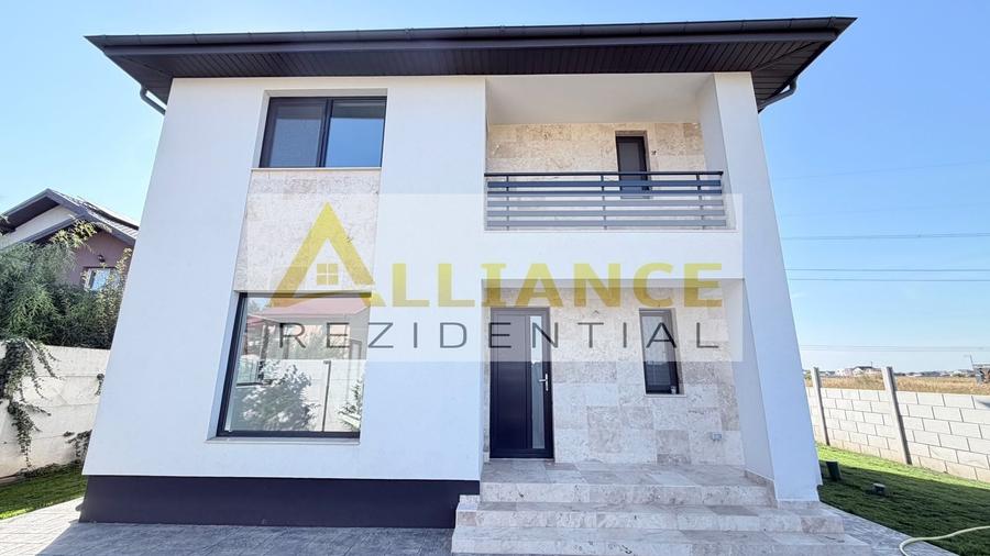 Casă individuală cu 4 camere cu Canalizare în Berceni