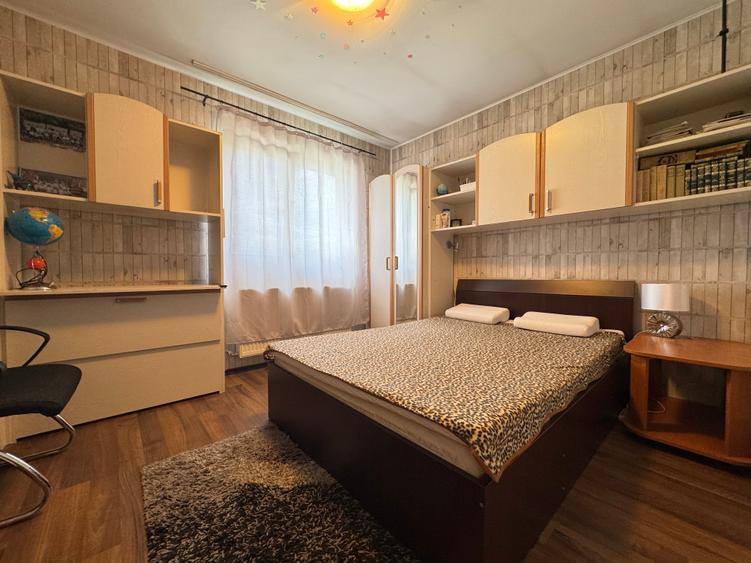 Casă individuală cu 5 camere cu Canalizare în Bragadiru