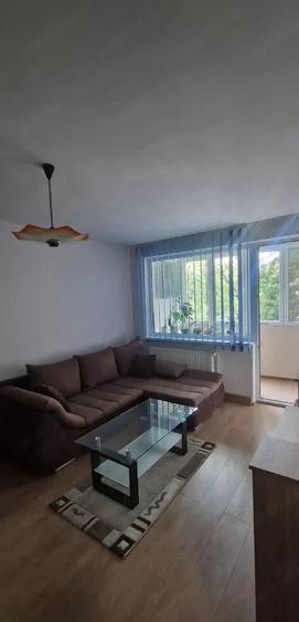Apartament cu 2 camere, mobilat în Hipodrom 3
