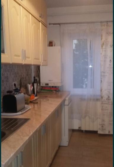 Apartament cu 2 camere decomandat în Casa Cărții