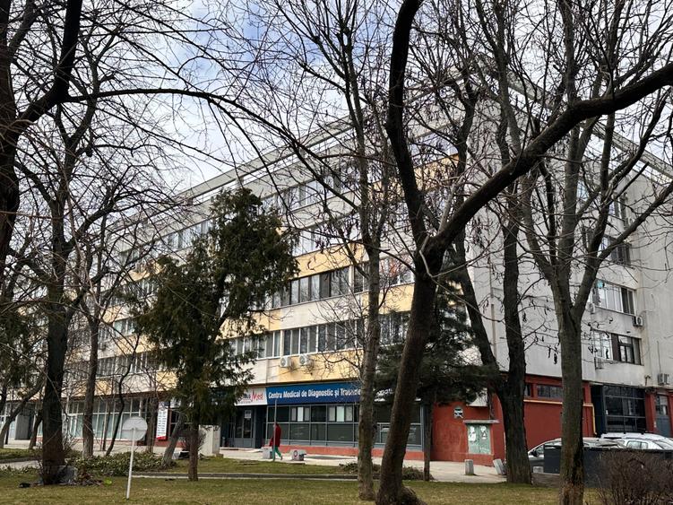 Apartament cu 2 camere semidecomandat în Ferdinand