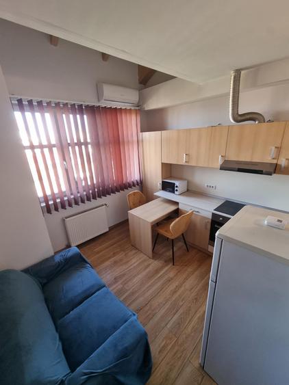 DE INCHIRIAT - Apartament cu o camera, etaj 2 - Complex Studentesc - 5