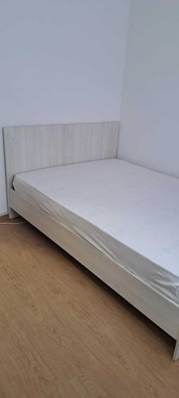 Apartament cu 3 camere semidecomandat, mobilat în Berceni