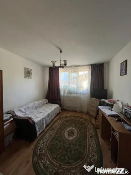 Casă cu 4 camere cu Teren 181 Mp în Rovine