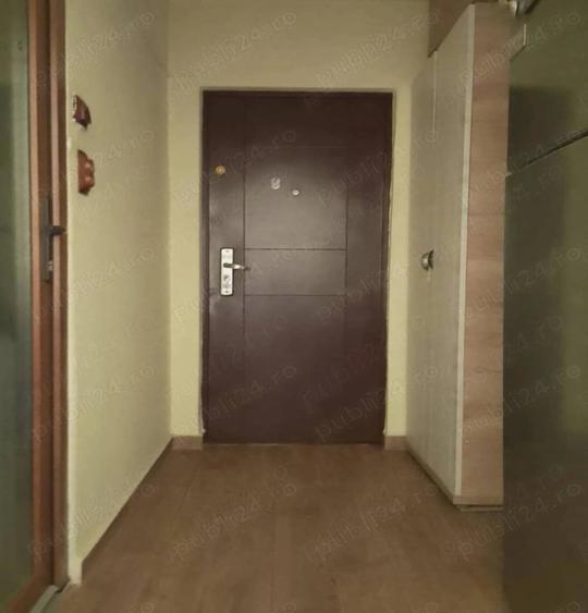 Garsoniera cofort 1 zona Girocului Plavat 2 langa Biserica Martirilor etaj 1 amenajata - 4