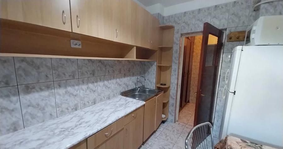 Apartament cu 2 camere decomandat, mobilat în Grivița
