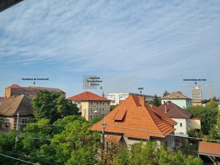 Apartament cu 2 camere decomandat în Complex Studențesc