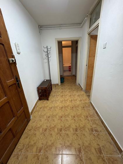 Apartament cu 2 camere decomandat în 1 Mai