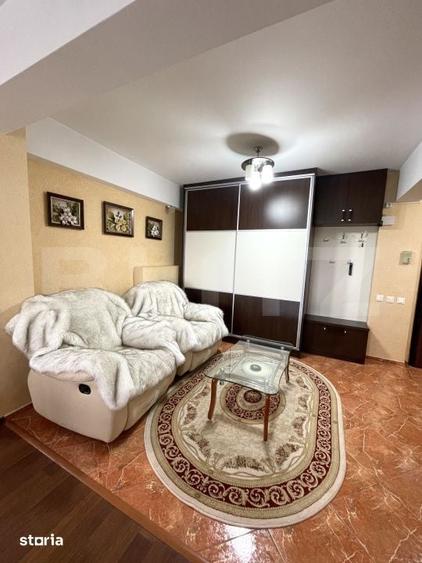 Apartament cu 4 camere semidecomandat în George Enescu