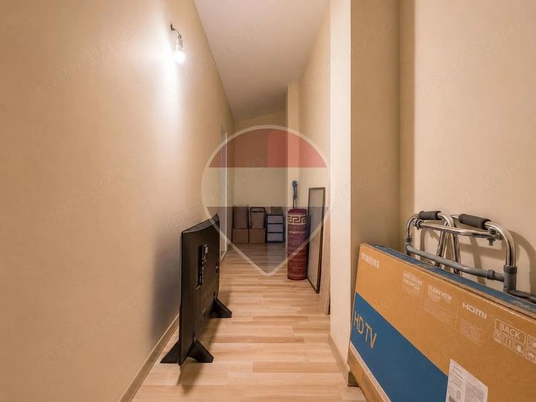 Apartament cu 3 camere decomandat în Filiași