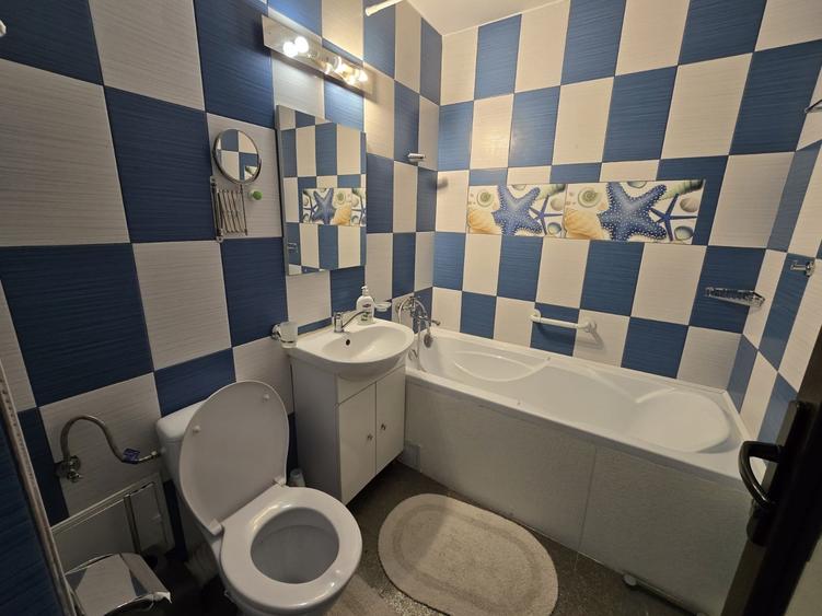 Apartament cu 2 camere semidecomandat în Tomis II