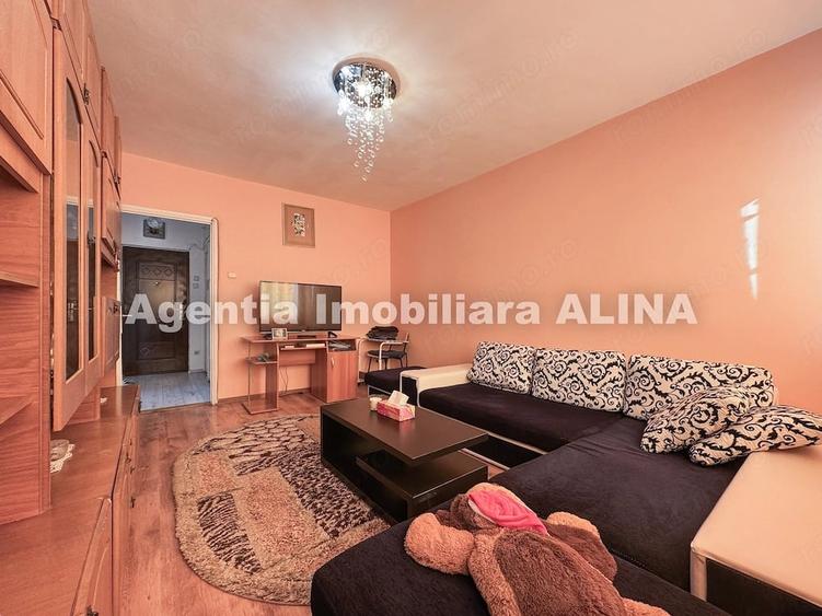 Apartament cu 2 camere decomandat în Gojdu