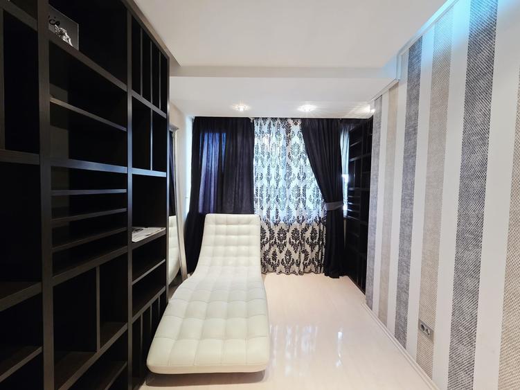 Apartament cu 4 camere decomandat în Mazepa 1