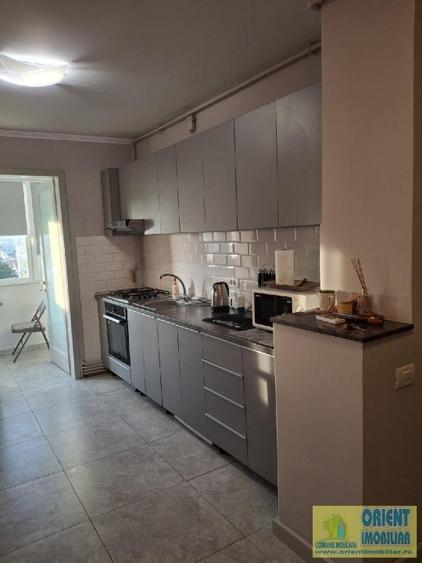 Apartament cu 2 camere semidecomandat în Casa de Cultură