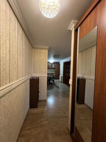 Apartament cu 3 camere decomandat, mobilat în Colentina