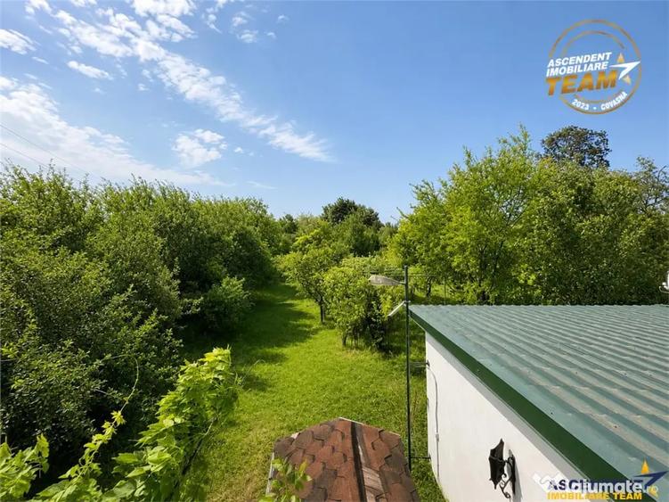 Casă cu 4 camere cu Teren 2200 Mp în Băcel
