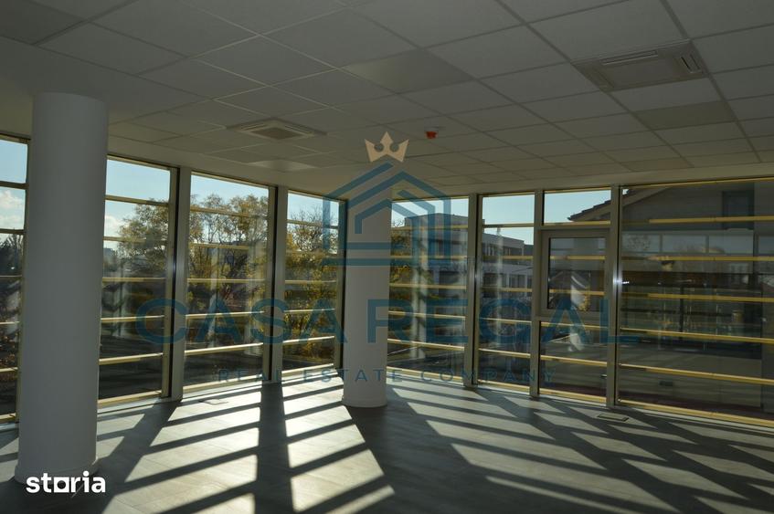 Spațiu comercial, de 160 mp, în Cantemir