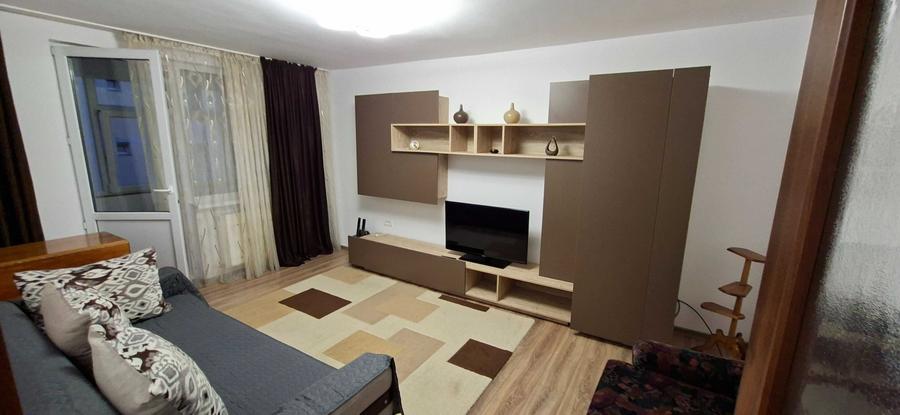 Inchiriez apartament 2 camere str. Petru Rares - 2