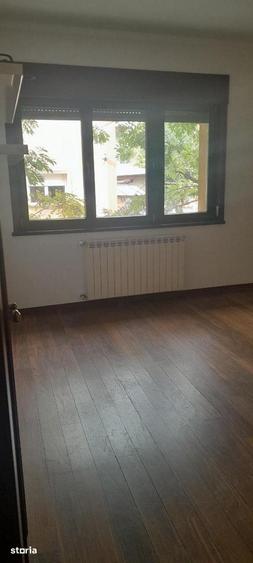 Casă cu Teren 400 Mp în Decebal