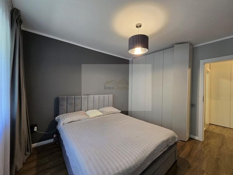 Apartament cu 3 camere semidecomandat în Europa
