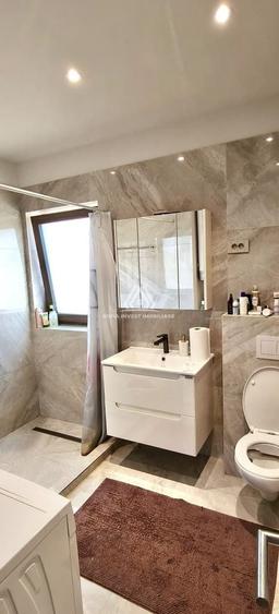 Casă individuală cu 3 camere cu Canalizare în Iris