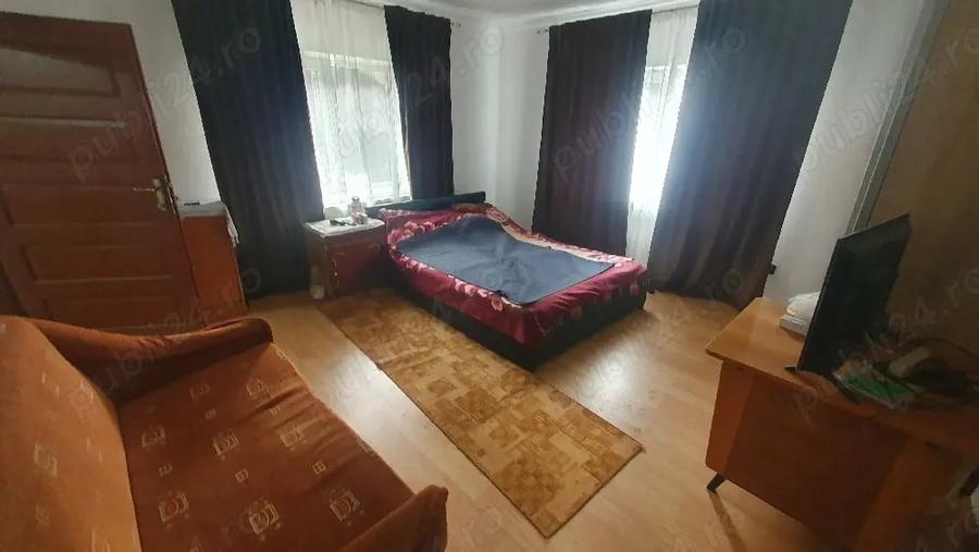 Casă cu Teren 3000 Mp în Dăbâca