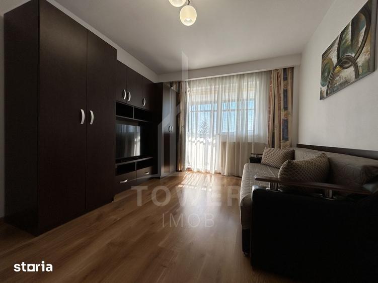Apartament cu 3 camere decomandat, mobilat în Central