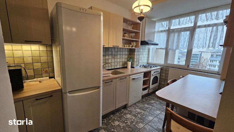 Apartament cu 3 camere în Aviatorilor