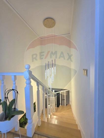 Apartament cu 4 camere decomandat în Unirii