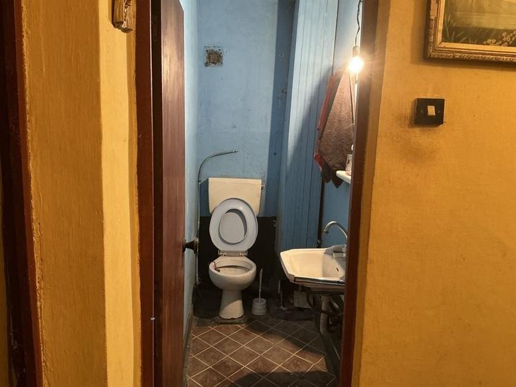 Apartament cu 3 camere în Orșova