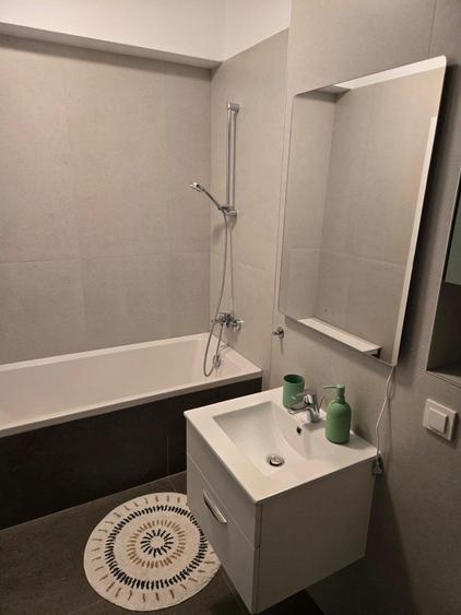 Apartament cu 2 camere semidecomandat, mobilat în Pipera