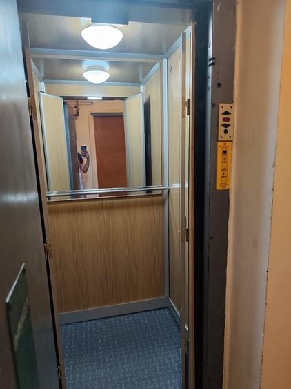 Apartament cu 2 camere decomandat în 13 Septembrie