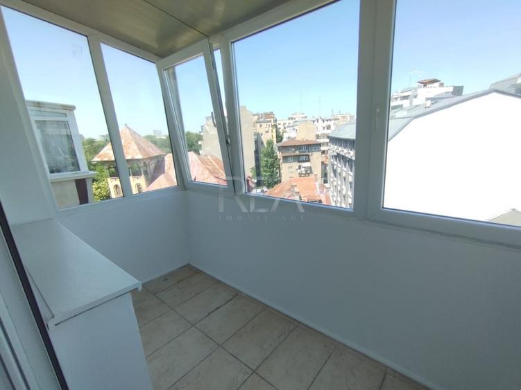 Apartament cu 3 camere decomandat în Regina Elisabeta