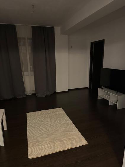 Apartament cu 3 camere decomandat în Bucureștii Noi