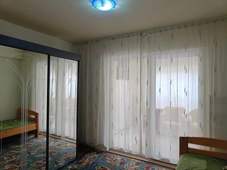 Apartament cu 2 camere decomandat în Florești