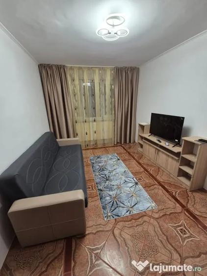 Apartament cu 2 camere semidecomandat în Apollo