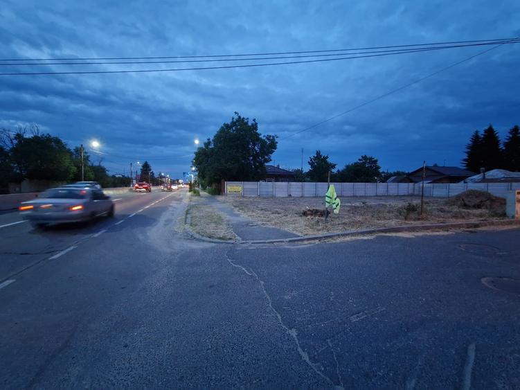 Teren Construcții intravilan de 669 mp, în Sud-Vest