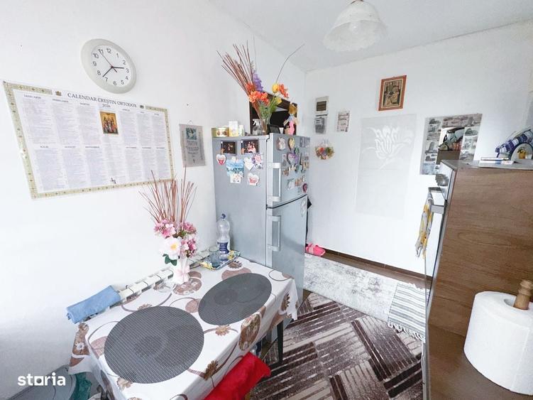 Casă cu 3 camere cu Teren 1176 Mp în Central
