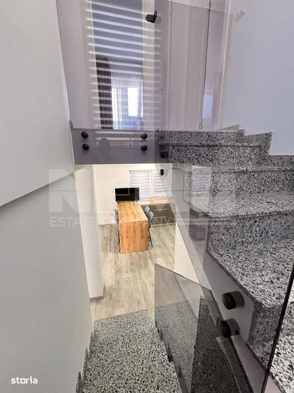 Casă cu 4 camere în Central