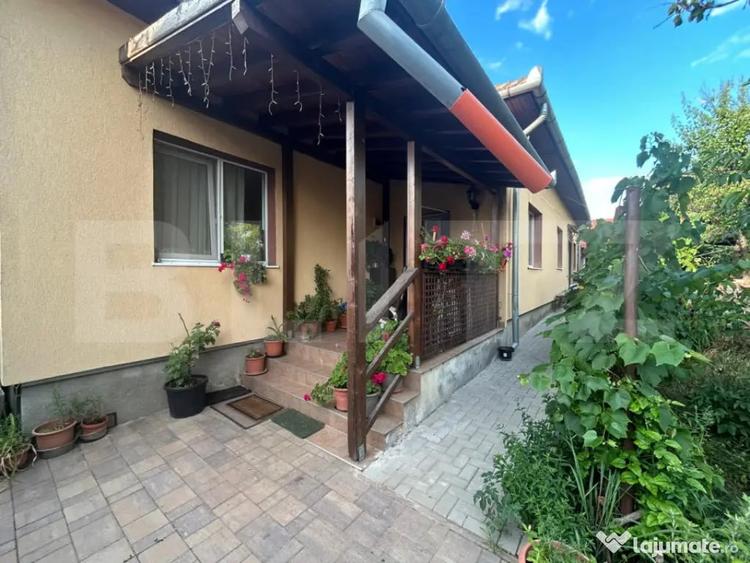Apartament cu 2 camere decomandat în Iris