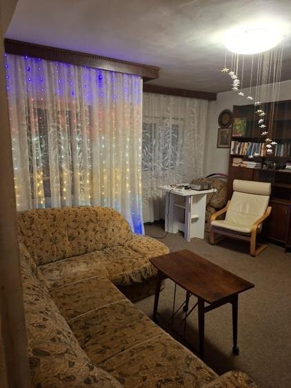Apartament cu 3 camere decomandat, mobilat în Lujerului