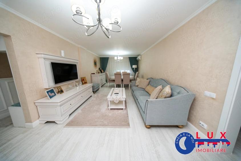 Apartament cu 3 camere decomandat în Ultracentral