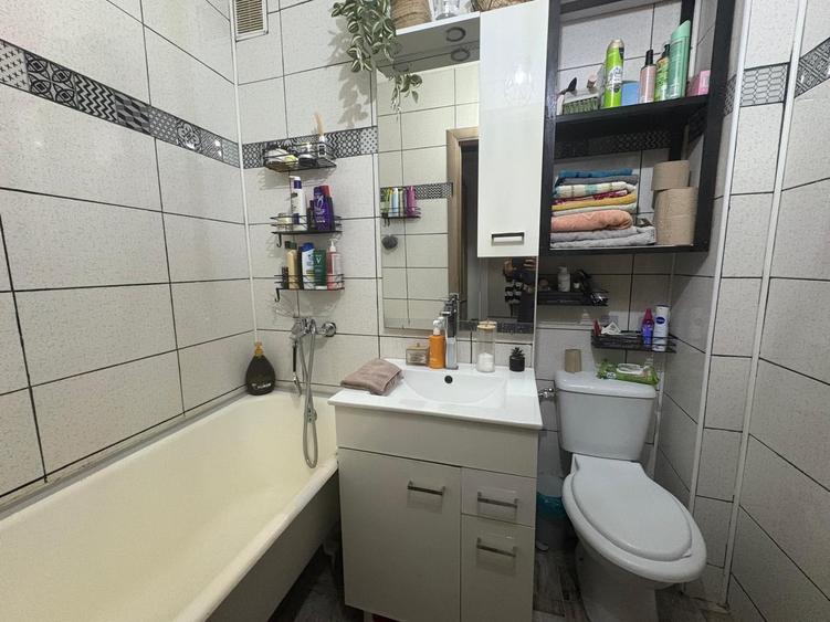 Apartament cu 2 camere nedecomandat în Tătărași