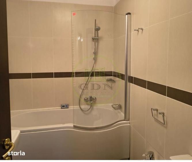 Apartament cu 3 camere decomandat în Perșani
