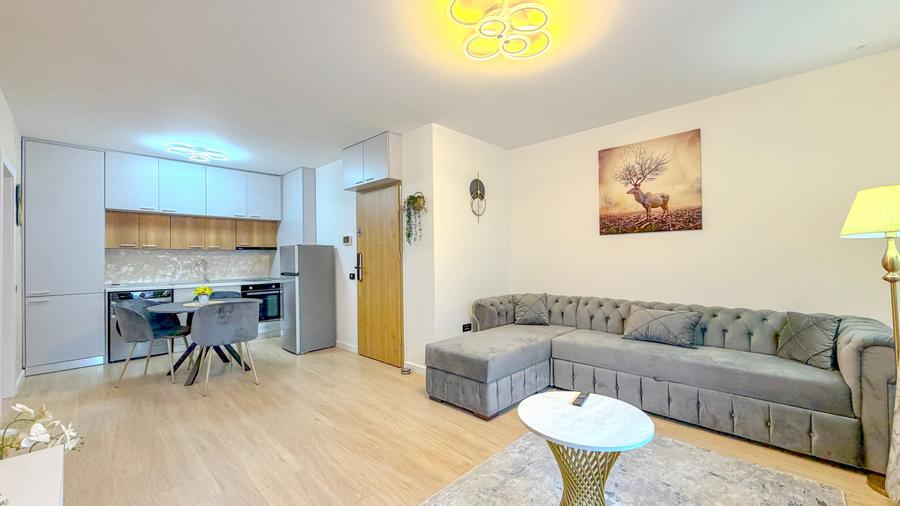 Apartament cu 2 camere nedecomandat, mobilat în Poiana Brașov
