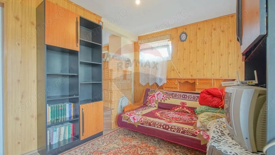 Casă cu Teren 168 Mp în Central