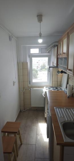 Apartament cu 2 camere decomandat în Arcul de Triumf