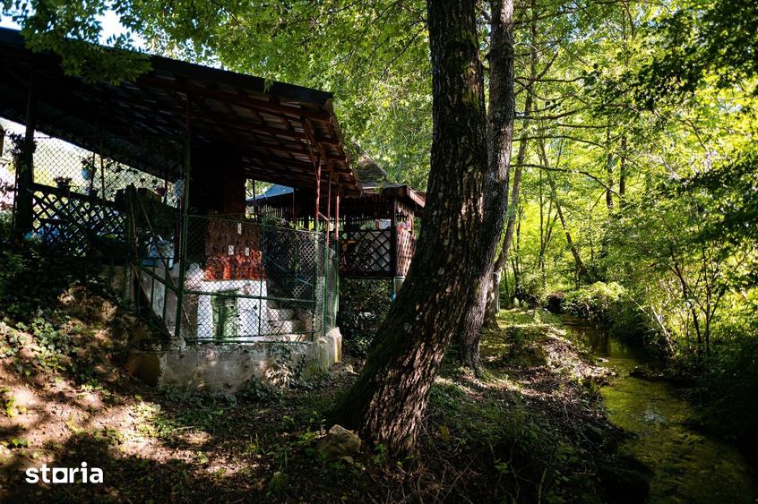 Casă cu 3 camere cu Teren 350 Mp în Livezile
