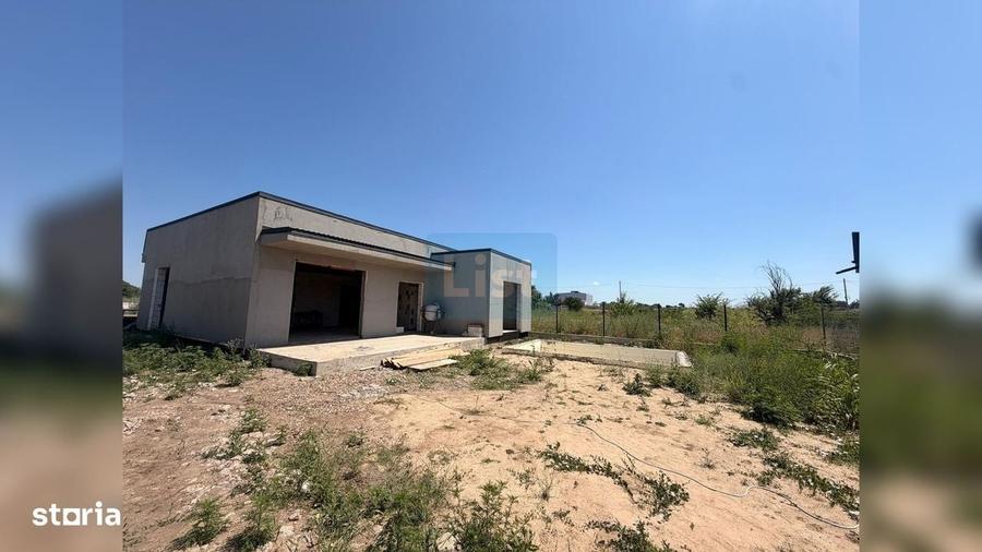 Casă cu 4 camere în Oarda