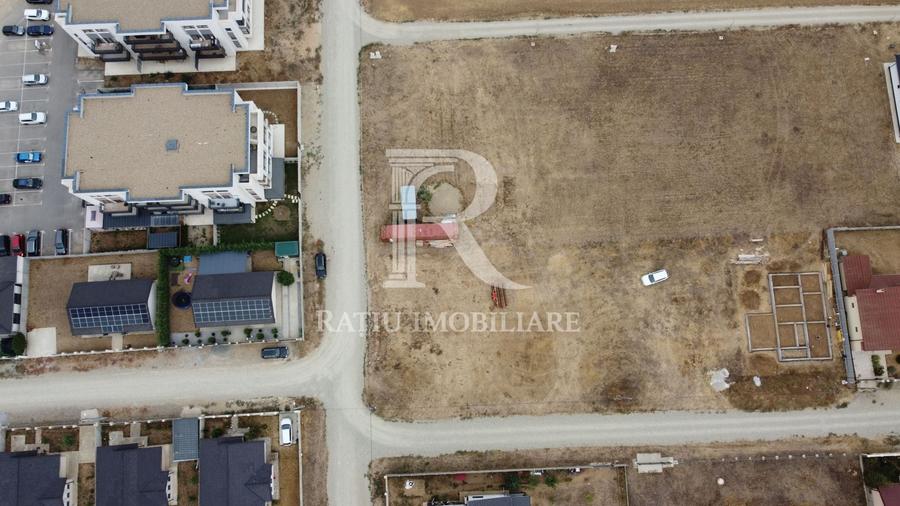 Teren Construcții intravilan de 541 mp, în Sântandrei
